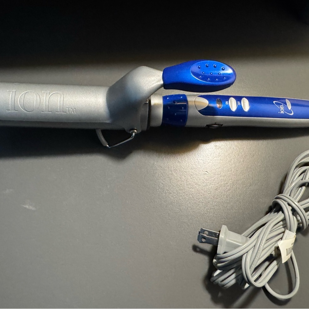 Ion 1.5” Ceramic Curling Iron